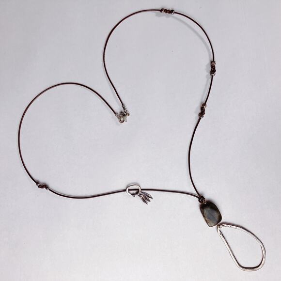 Silpada N1940 Signed 925 Labradorite Leather Necklace Boho Pendant - Picture 2 of 11